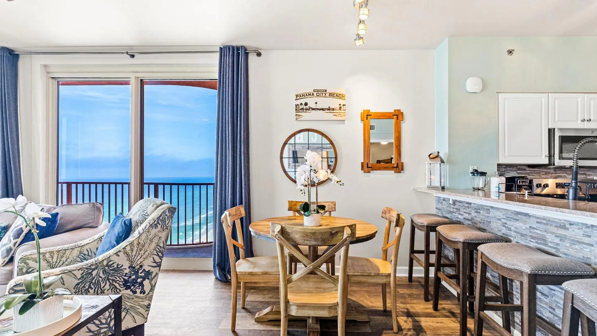 Pelican'S Pointe At The Shores Panama City Beach Apartment